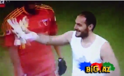 Azərbaycanlı futbolçu Türkiyə klubunda niyə oyuna buraxılmır?
