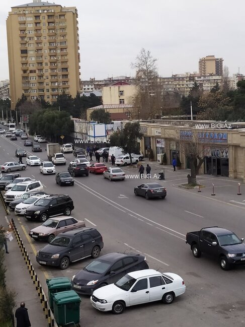Bakıda qəza- avtomobillərə ciddi ziyan dəydi - FOTO