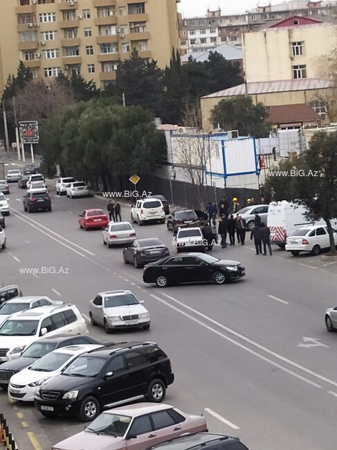 Bakıda qəza- avtomobillərə ciddi ziyan dəydi - FOTO