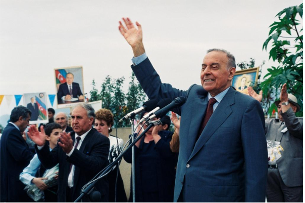 "Bu gün qərəzsiz və səmimiyyətlə düşünən hər bir azərbaycanlı yaxşı başa düşür ki, Heydər Əliyev milli özünüdərkdir"-DEPUTAT