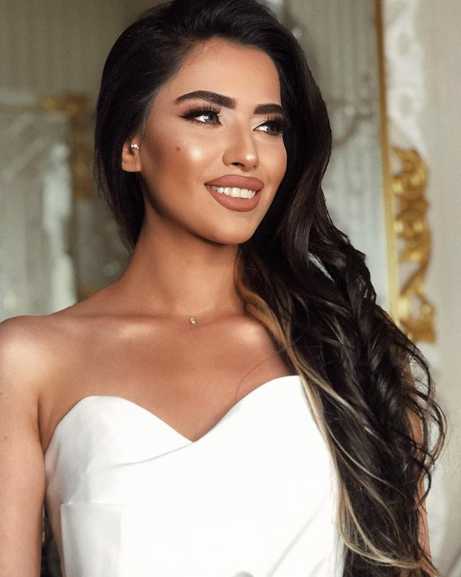 Azərbaycanın sosial şəbəkədə fenomen olan ən gözəl qızları - FOTOLAR