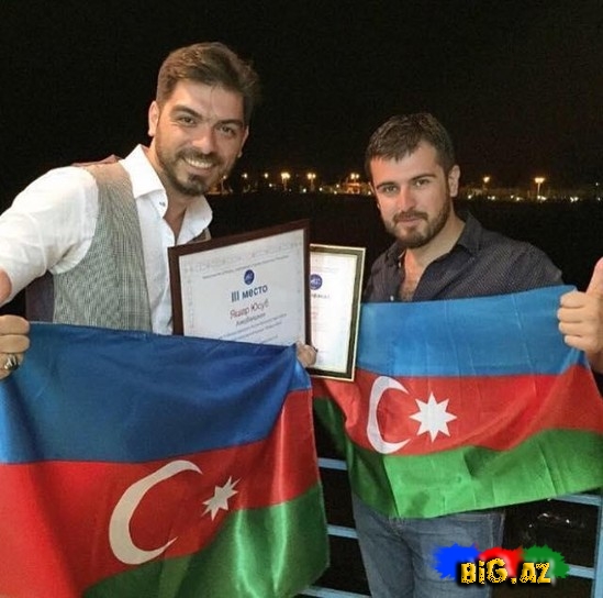 Azərbaycanlı müğənni beynəlxalq festivalda üçüncü oldu - FOTO