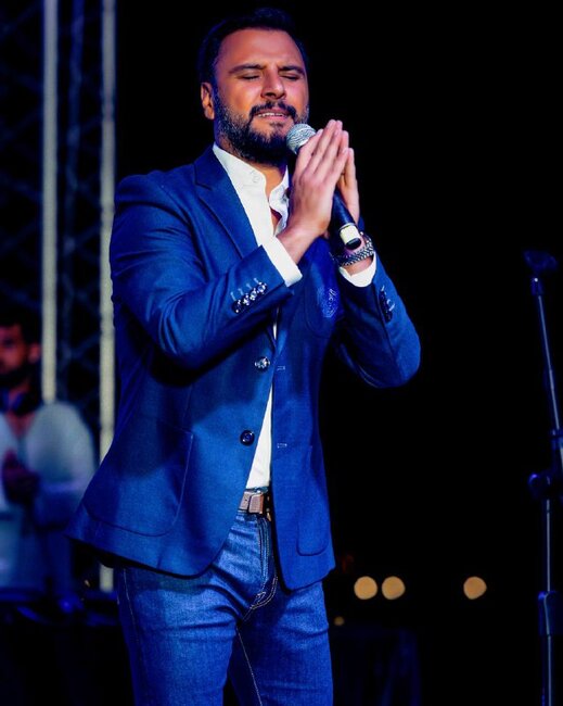 Alişan Bakı konsertində "Qarabağ maralı"nı canlı oxudu