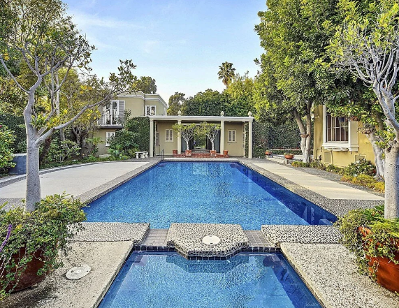 Dünya şöhrətli aktyorun evi 7.5 milyon dollara satılır - FOTO