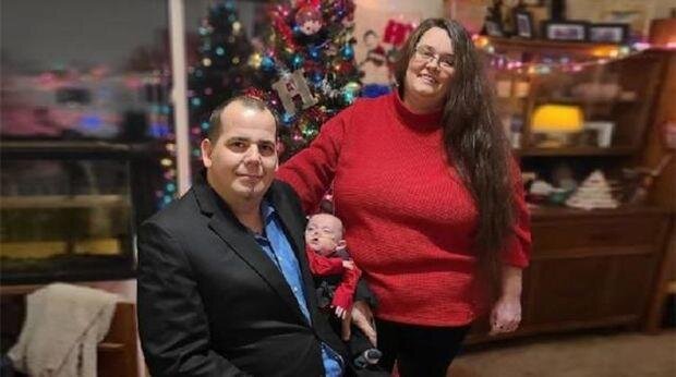 Tibbdə möcüzə: 21-ci həftədə 500 qram doğulan körpə sağ qaldı - FOTO