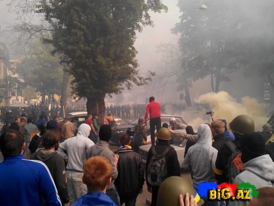 Odessada ukrain-rus qarşıdurması: 10 yaralı