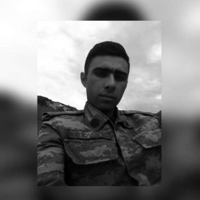 Əsgərini tərk qoymayaraq, onunla bir yerdə şəhidlik zirvəsinə ucalan baş leytenant - FOTO