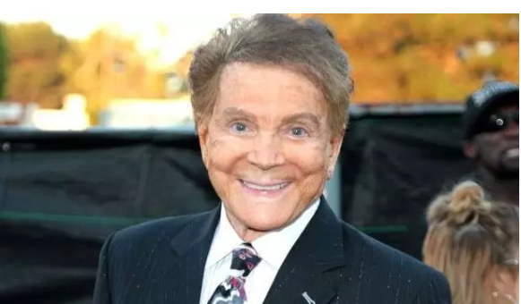 Məşhur aktyor qocalar evində dünyasını dəyişdi