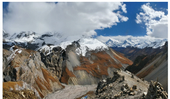 Everestdəki "yaşıl çəkmələr"in cəsədi endirilir: 150 min dollarlıq riskli əməliyyat