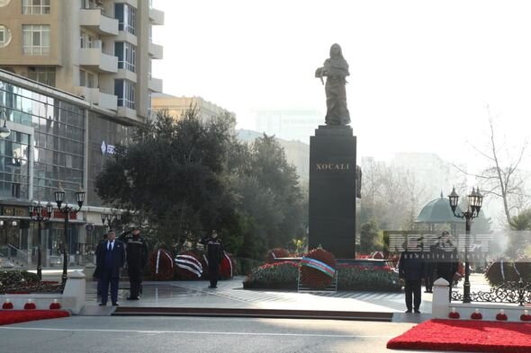 Xocalı soyqırımı qurbanlarının xatirəsi bir dəqiqəlik sükutla yad edilib - YENİLƏNİB + FOTO