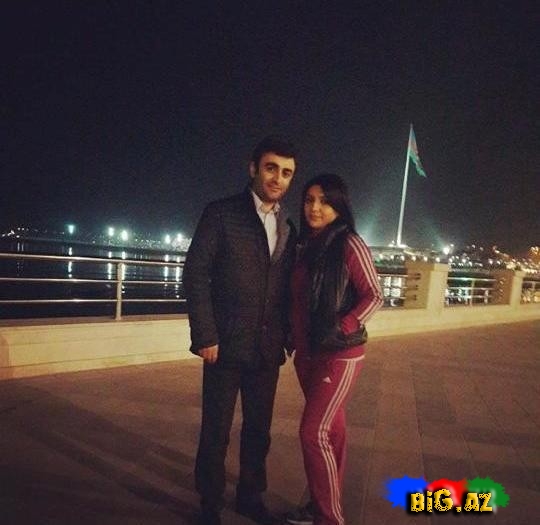 Aparıcı cütlük gecə gəzintisində - FOTO