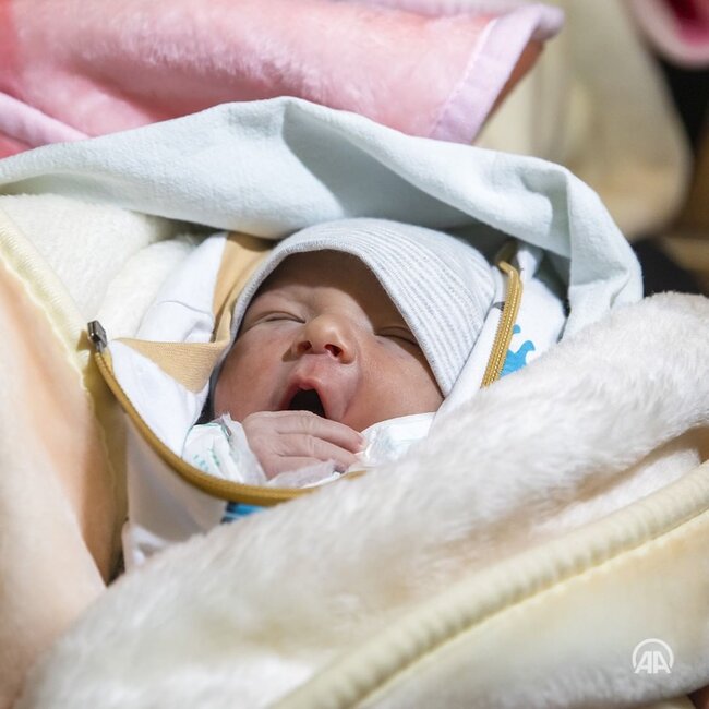 İlk təyyarə səfərləri ata-anasız keçdi... - FOTOLAR