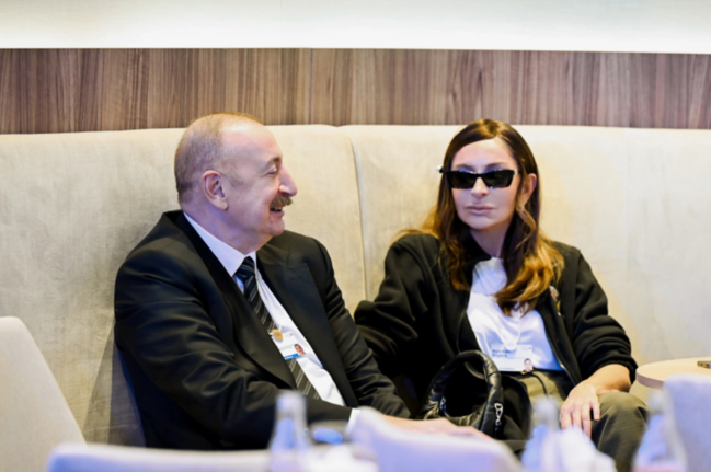 İlham Əliyev Ümumdünya İqtisadi Forumu çərçivəsində panel iclasda iştirak edib