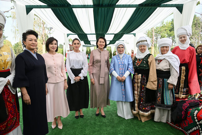 Birinci xanımların Bişkekdən maraqlı - Fotoları