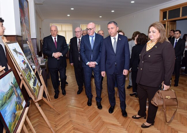 Sumqayıt Dövlət Universitetində "Sumqayıtlı gənc elçilər: Qərbi Azərbaycana qayıdış"mövzusunda konfrans keçirilib