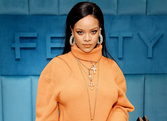 Bu da Rihannanın 18,5 milyon dollarlıq YAY VİLLASI - FOTOLAR