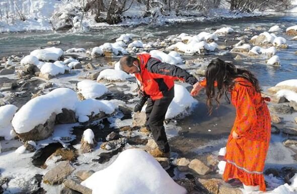 Türkiyə gözəli fotosessiya üçün GÖRÜN NƏ ETDİ - FOTO