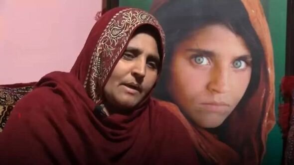 Əfqanıstanın "Yaşıl gözlü qızı" da taliblərdən qaçaraq İtaliyaya sığındı – FOTO