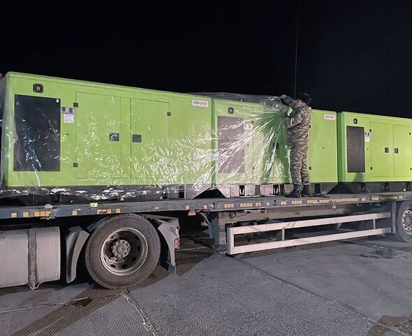 Azərbaycan Türkiyəyə stasionar generatorlar göndərib - FOTO