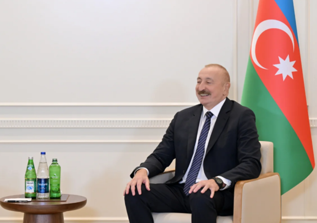 İlham Əliyev Şavkat Mirziyoyev ilə görüşüb - Foto