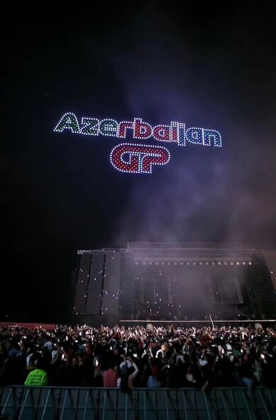 Leyla Əliyeva "Formula-1" in axşam şousundan görüntülər paylaşıb - FOTO