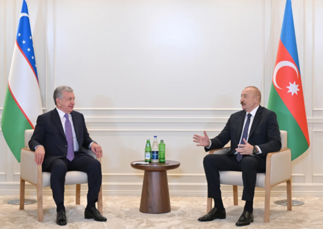 İlham Əliyev Şavkat Mirziyoyev ilə görüşüb - Foto