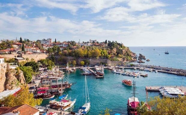Azərbaycanlılar niyə Antalyanı seçir?