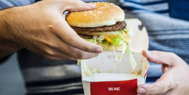 Amerikada sürücülərə "fast food" qadağası