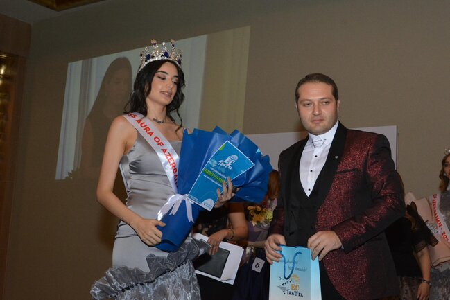 Azərbaycanı beynəlxalq gözəllik yarışmasında 185 sm boyundakı bu model təmsil edəcək - FOTO/VIDEO