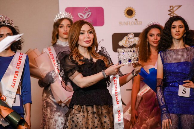 Azərbaycanı beynəlxalq gözəllik yarışmasında 185 sm boyundakı bu model təmsil edəcək - FOTO/VIDEO