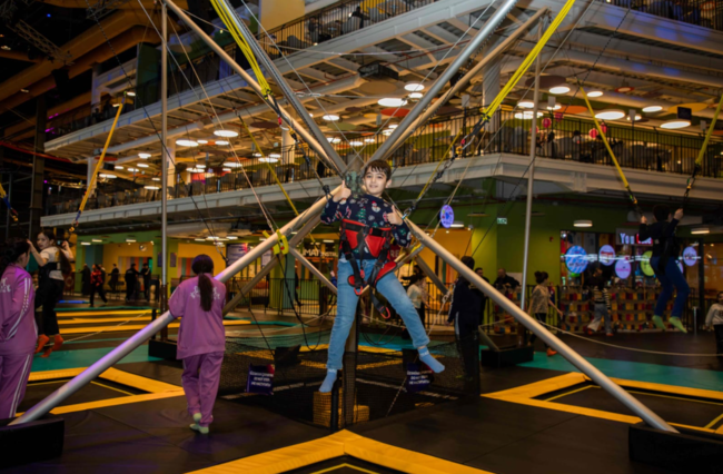 Bazarstore" media nümayəndələrinin övladları üçün Yeni il şənliyi keçirib