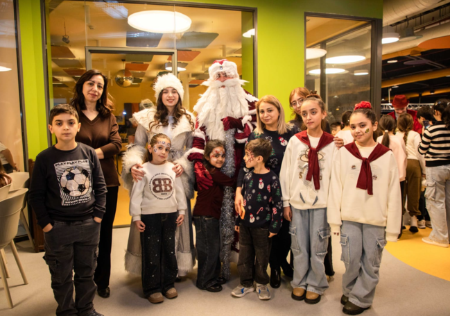 Bazarstore" media nümayəndələrinin övladları üçün Yeni il şənliyi keçirib