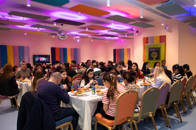 Bazarstore" media nümayəndələrinin övladları üçün Yeni il şənliyi keçirib