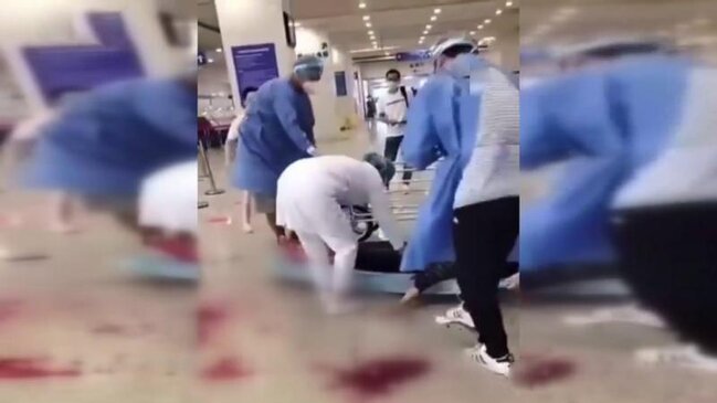 Çində xəstəxanada bıçaqlı hücum nəticəsində 10-dan çox adam ölüb