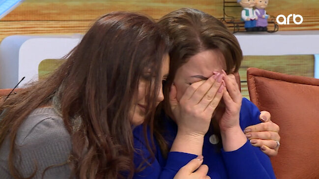 Xərçəng ola-ola övlad dünyaya gətirən müğənni: "Məni ana kimi sındırdılar" – VİDEO