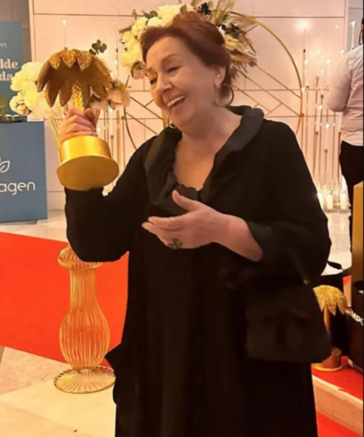 "Yaprak Dökümü"nün aktrisası tanınmaz halda - FOTO