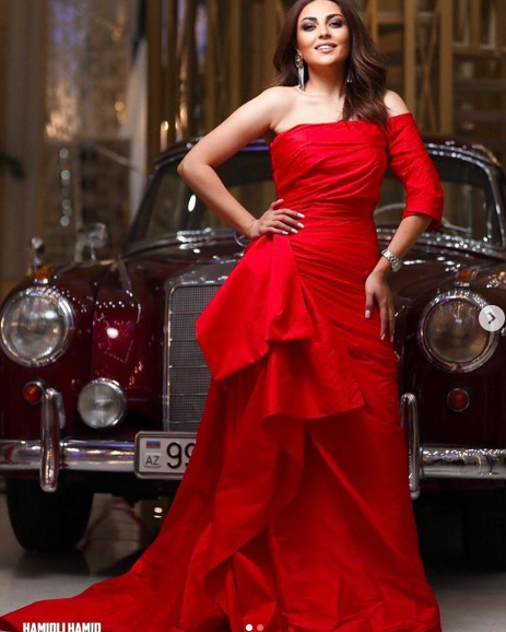 Gülay Zeynallı gözəlliyi ilə HEYRAN ETDİ - FOTO