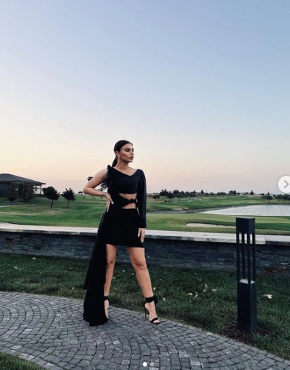 Aysun qısa geyimdə ELƏ FOTOSUNU PAYLAŞDI Kİ...