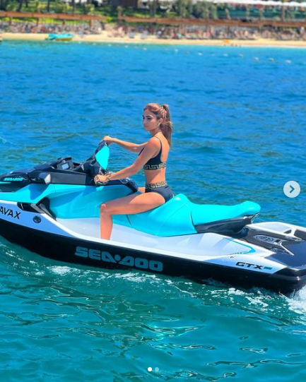 Pərvin Abıyeva bikinidə belə POZ VERDİ - FOTOLAR