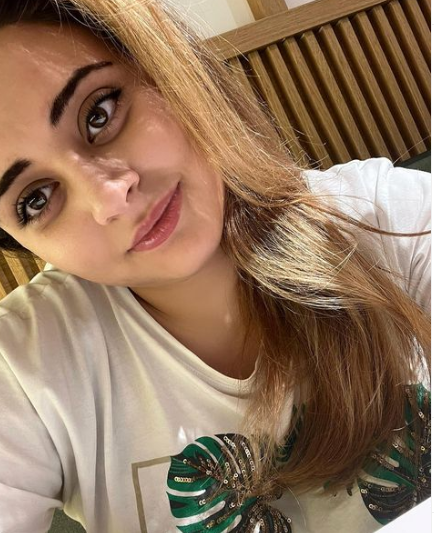 Nişanlanan Almaxanımdan YENİ FOTOLAR