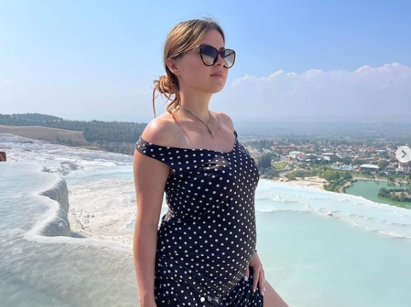 Ana olmağa hazırlaşan Sevdadan YENİ FOTOLAR