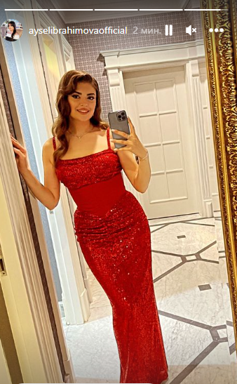 Aktrisa Aysel gözəlliyi ilə GÖZ OXŞADI - FOTO