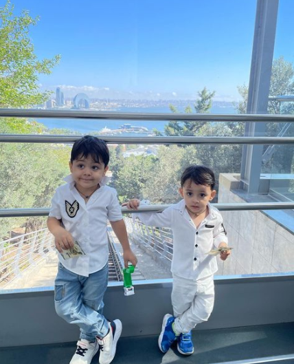 Fərdanın ikinci evliliyindən olan ÖVLADLARI - FOTO