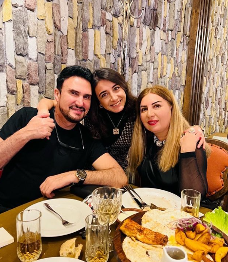 Bu da Nadir Qafarzadənin GƏLİNİ - FOTOLAR