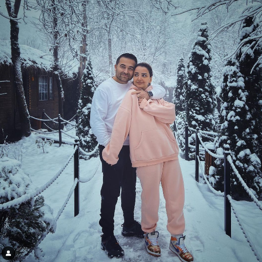 İlkin Həsəni HƏYAT YOLDAŞI İLƏ - YENİ FOTO