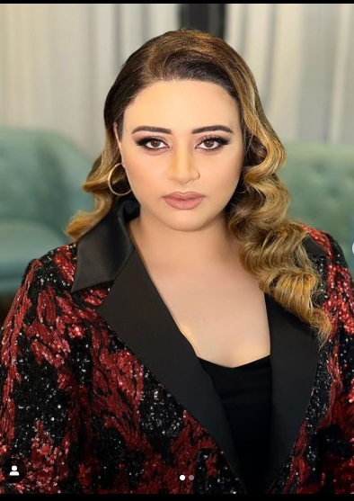 Yeni evlənən Almaxanım görünüşü ilə GÖZ QAMAŞDIRDI - FOTO