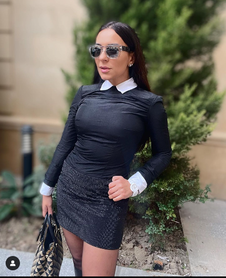 Tünzalə mini geyimdə ELƏ GÖRÜNTÜLƏRİNİ PAYLAŞDI Kİ...