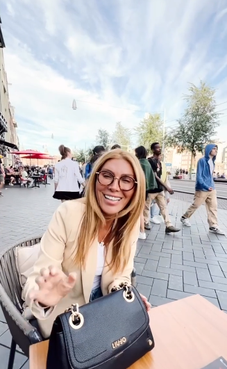 Aparıcı Xoşqədəmdən YENİ FOTOLAR