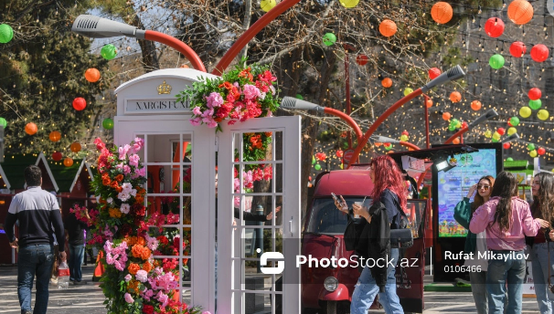 Bayram günlərində paytaxta turist axını var