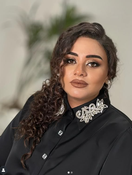 Almaxanım Əhmədlidən YENİ FOTOLAR